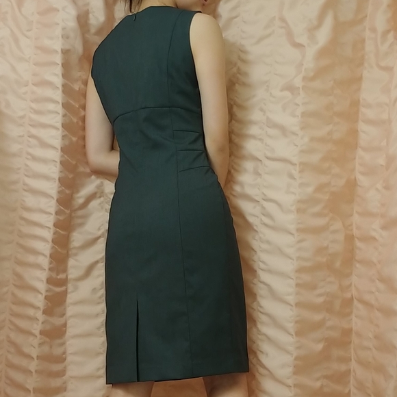 Grey dress - Picture 3 of 4